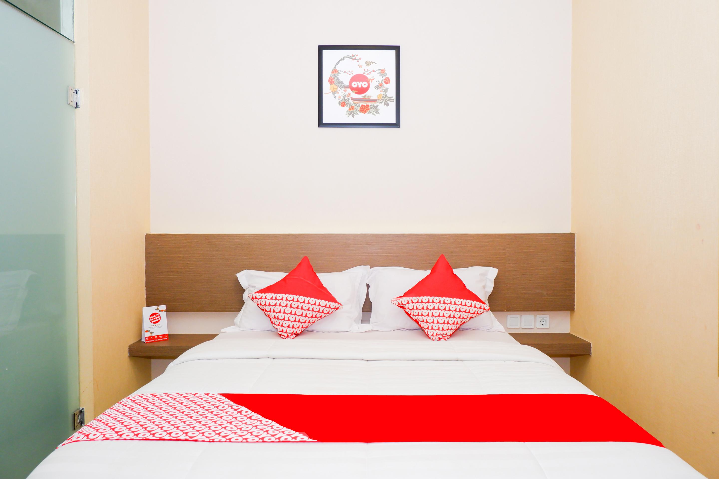 Oyo 379 Grand Mundu Hotel Semarang Kültér fotó