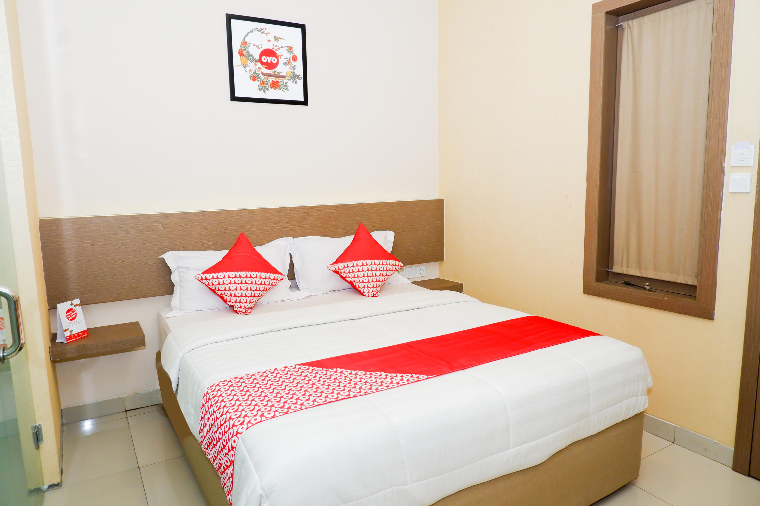 Oyo 379 Grand Mundu Hotel Semarang Kültér fotó